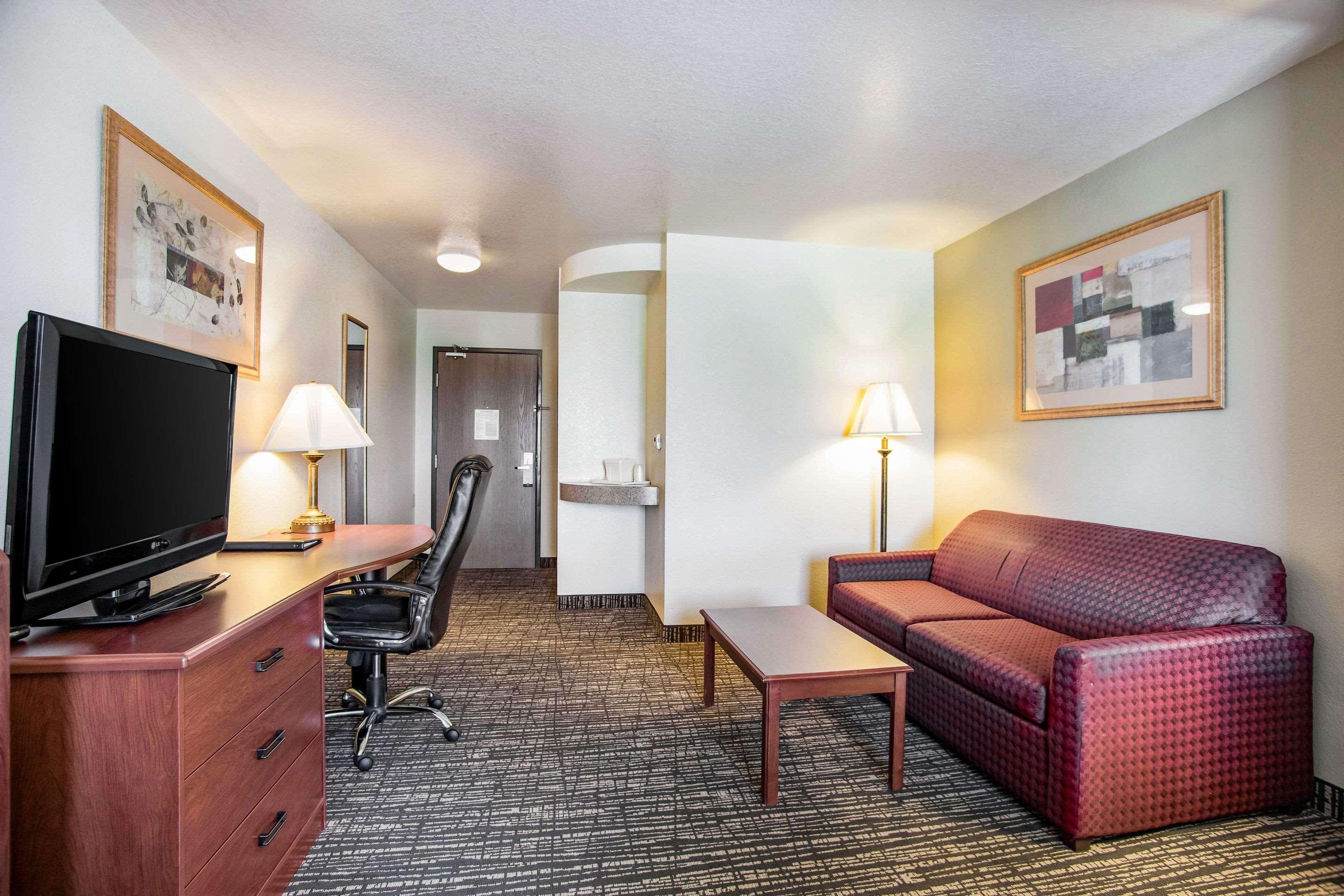 Quality Inn Parsons North Exteriör bild