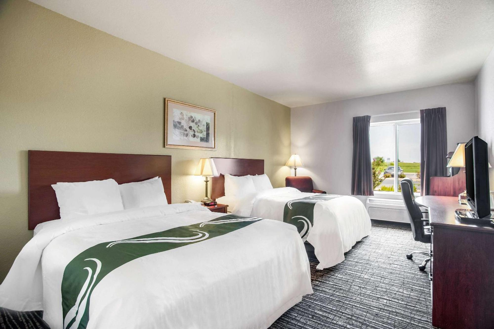 Quality Inn Parsons North Exteriör bild