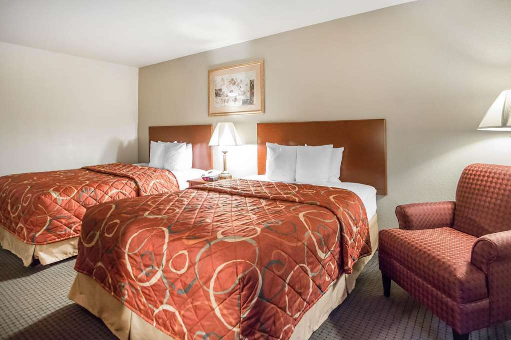 Quality Inn Parsons North Rum bild